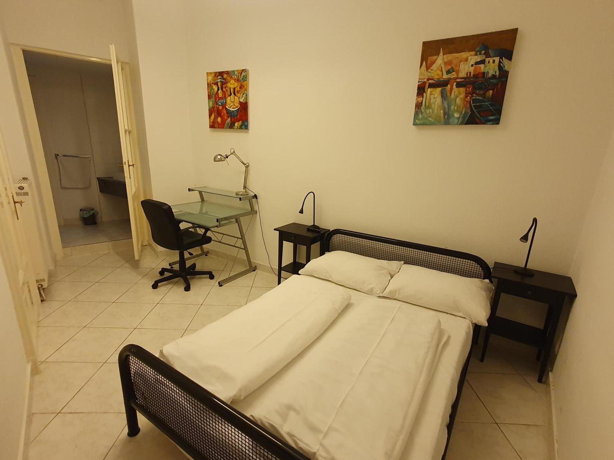Carlton Suites Wina Bagian luar foto